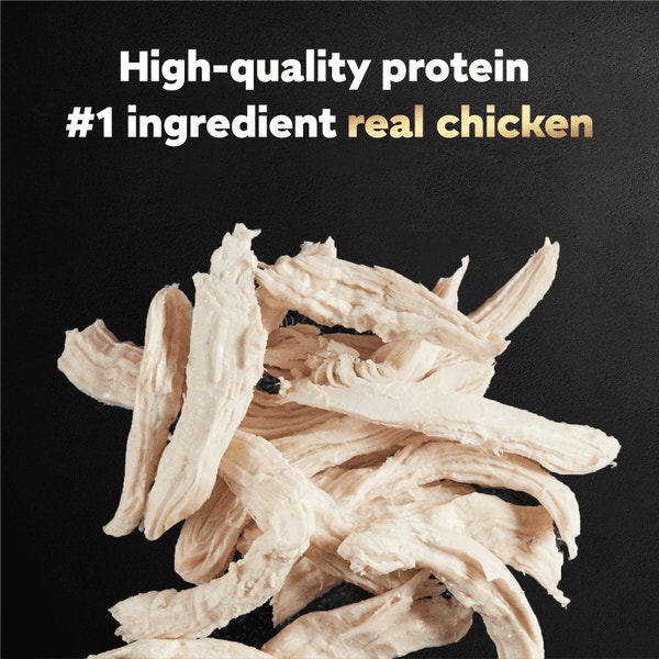 Home Delights™ Hearty Chicken & Noodle Dinner in Sauce image 2